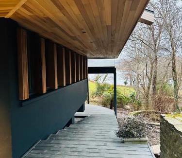 Maum Villa | Kerry Lakeside Retreat - Luxury, Tranquility, and Wellness