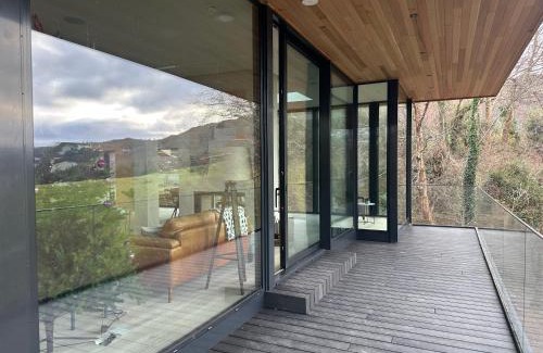 Maum Villa | Kerry Lakeside Retreat - Luxury, Tranquility, and Wellness