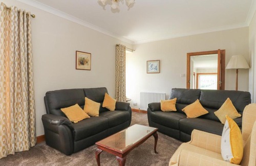 The Cumbraes House | Kerrytonlia Cottage