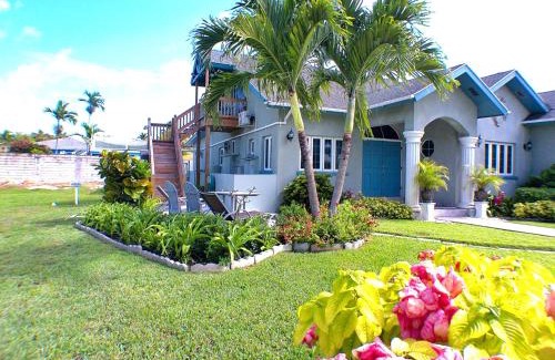 Westward Villas Subdivision Apartment | Kestrel Best Cable Beach Location Near Beach & Restaurants