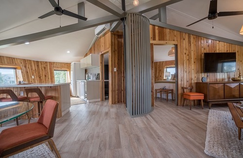 Pirates Beach House | Kettle House - As Seen On TV - Island Famous