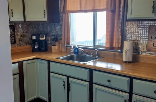 Town of Milo House | Keuka Lakefront Vacation Cottage