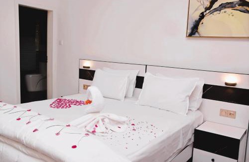 Saly Bed & Breakfast | Keur Adiana