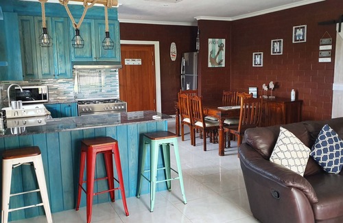 Gueima Cottage | Kev & Bia's Cottage