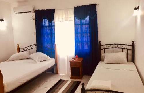 Lowlands Resort | Kevin's Court