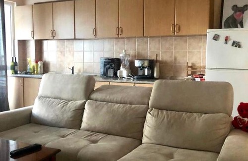 Durres Apartment | Kevin’s Apartment 100m from the Beach