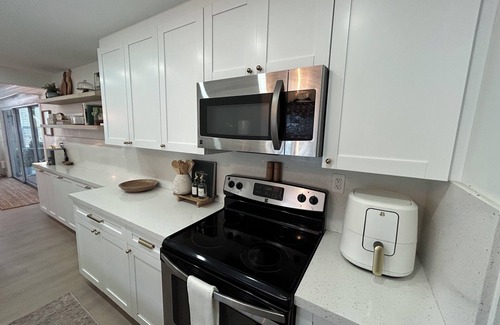 Anglers Park House | Key Largo 3 bedroom 2 bathroom home with spacious lot for boat parking