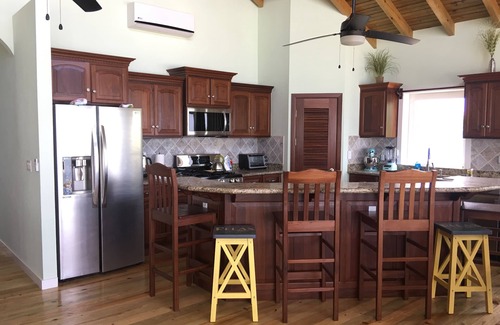 Isla de Utila House | Key Lime Casa - Ocean Front - Private Pool