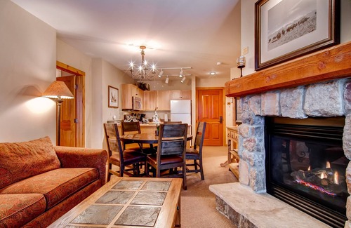 Keystone Condo | Keystone 2 bed 2 bath in River Run Village - walk to ski lifts.