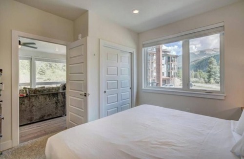 Lakeside Village Condo | Keystone CO | Clearwater Lofts | 2 Bedroom