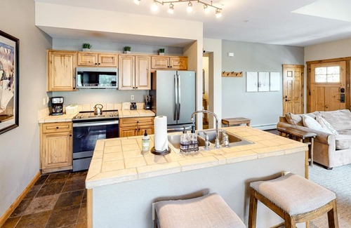 Lakeside Village Condo | Keystone CO | Seasons Townhomes #1858 | 3 Bedroom
