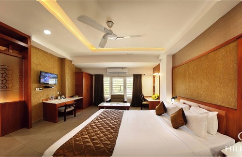 Kattappana Hotel | Kgees- HillTown Hotel