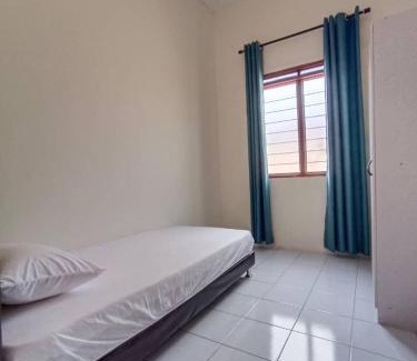 Bandar Seri Iskandar Villa | KhaAfi Homestay Seri Iskandar