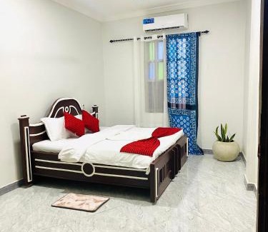 Stone Town Apartment | Khalifa Apartment