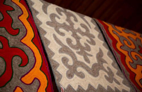 Naryn Hotel | Khan Tengri Hotel