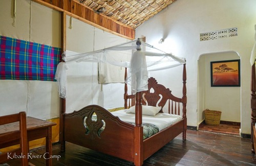 Fort Portal Cabin | Kibale River Camp