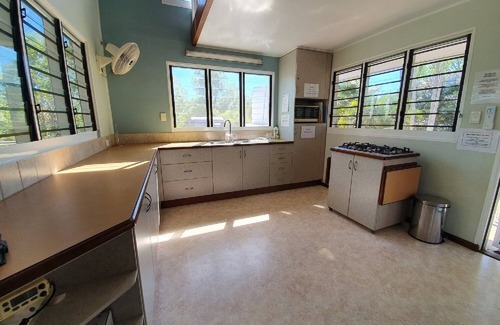 Dundee Beach House | Kibara Beach House-great getaway, spa on front deck overlooking the water
