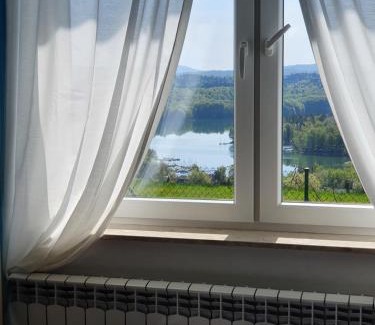 Polanczyk House | ,KICZARA" Pokoje nad Jeziorem Solińskińskim w Polańczyku, 601-806-454 przy Tarasie Widokowym