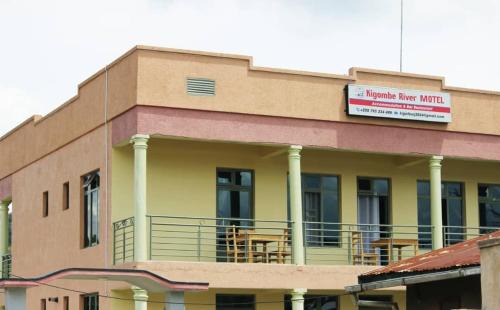 Ruhengeri House | Kigombe River Motel