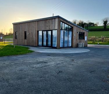 Rosslea Apartment | Killyfole lakeside lodges