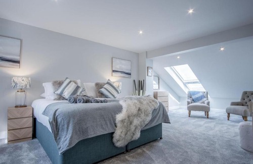Narberth House | Kiln Park Farmhouse - 4 Bedroom Cottage - Narberth