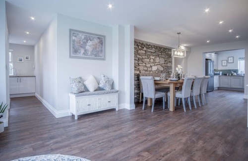 Narberth Cottage | Kiln Park Farmhouse - 4 Bedroom Cottage - Narberth
