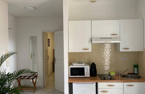 Prado - Republique Apartment | Kimi Résidence