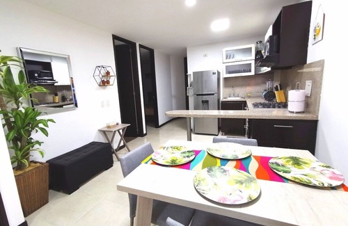 Pereira Apartment | KING Bed. Best Area in City. Rooftop. No Fees!