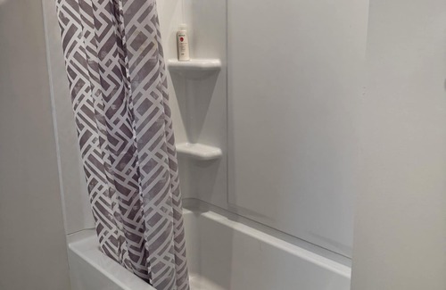 West Seneca House | King bed - Perfect Room - shared living room - Bills Stadium and Tesla