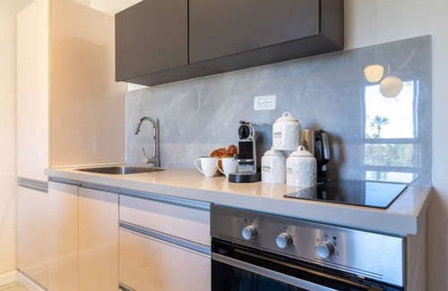Mamilla Apartment | King David Luxury 2BR/Parking/View Old City