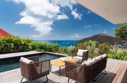 Public Villa | King Gustaf (1/2 Rooms)