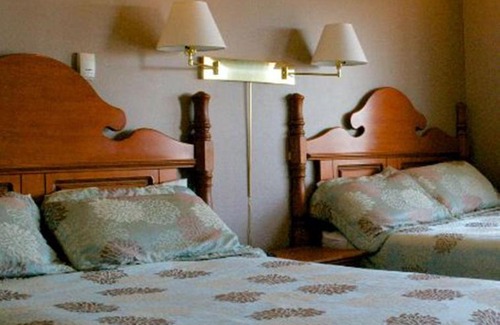 St. Paul Hotel | King's Motel & Restaurant