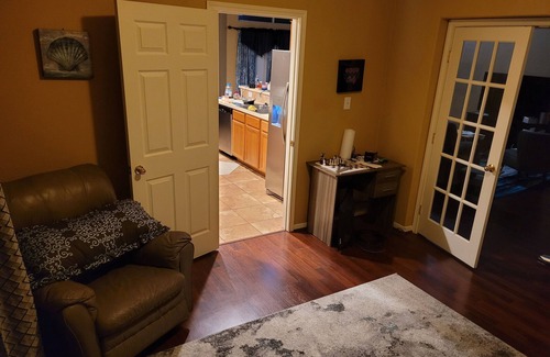 Atascocita House | KingBeds 4-BRM Health/Wellness handicap home w gym