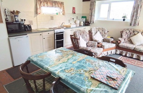 Llangeler Cottage | Kingfisher Cottage, Newcastle Emlyn