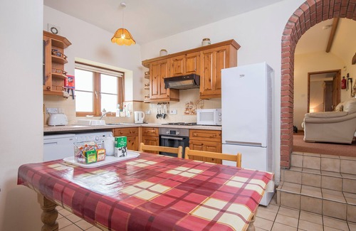 St Ishmaels Cottage | Kingfisher Cottage, Holiday Cottage St Ishmaels, Near Dale, Sleeps 4, 2 bedrooms, bathrooms