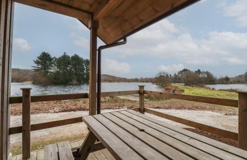 Stenalees House | Kingfisher Lodge