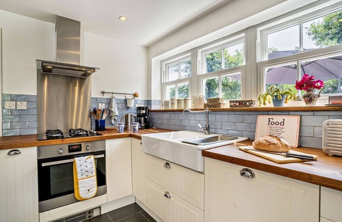 Bridgend House | Kingfisher River Retreat