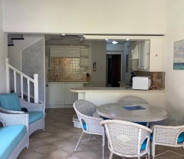 Little Battaleys Villa | Kings Beach Village