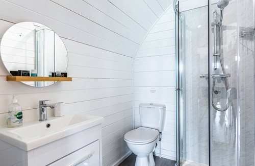 Isle of Arran Ski Chalet | Kings Caves Glamping