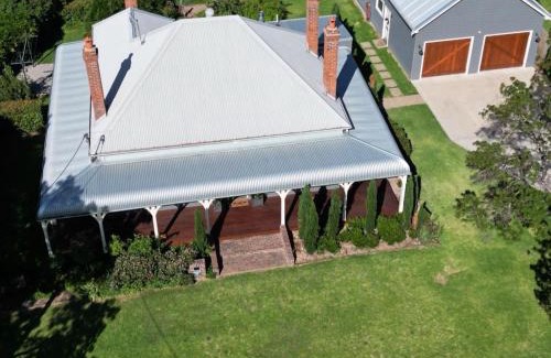 Uralla House | Kings Cottage Uralla