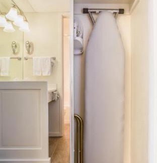 Mission Valley West Hotel | Kings Inn