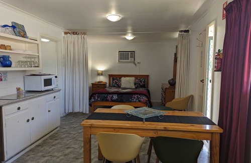 Brownlow Ki Cabin | Kingscote Tourist Park and Family Units