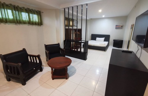 Cauayan Hotel | Kingsville Hotel