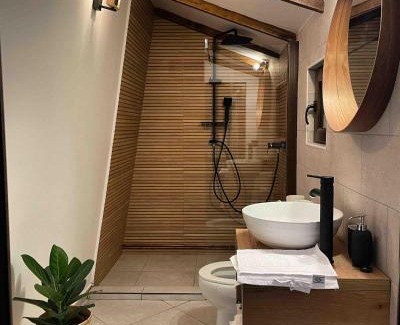 Tesila Villa | Kira's fairy-tale cottage
