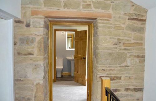 Ingrow House | Kirkstall Wood Farm