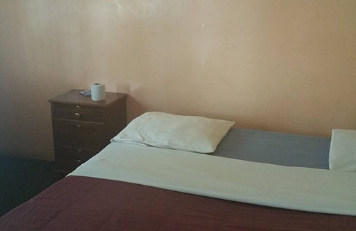 Kisumu Bed & Breakfast | Kisumu City Backpackers Accommodation.