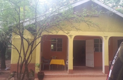 Kisumu Bed & Breakfast | Kisumu City Backpackers Accommodation.