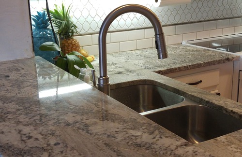 Kailua-Kona Condo | Kitchen and Bath Remodel! - Ocean Front - Central Air - Featured on Today Show