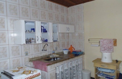 Praia dos Anjos Apartment | Kitnete Located in the center of Arraial do Cabo Aptos for 4 adults