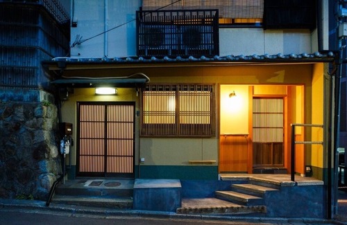 Sannenzaka Ninenzaka House | Kiyomizu Townhouse at Perfect location
